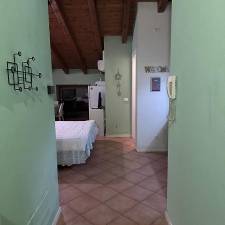 Garibaldi 4 Loft Apartment Бреша Екстериор снимка