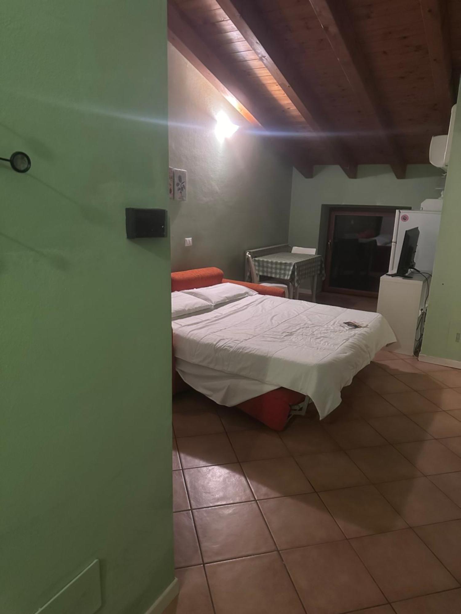 Garibaldi 4 Loft Apartment Бреша Екстериор снимка